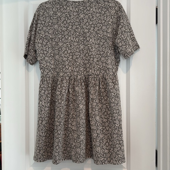 Rylee + Cru Dress - Picture 4 of 4